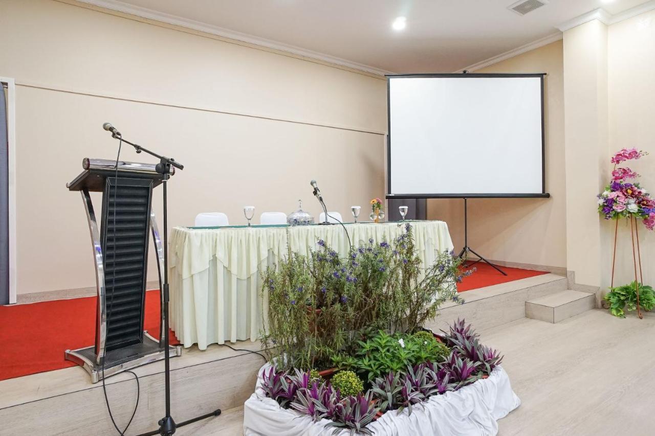 Hotel Villa Emitta Tomohon Exterior foto